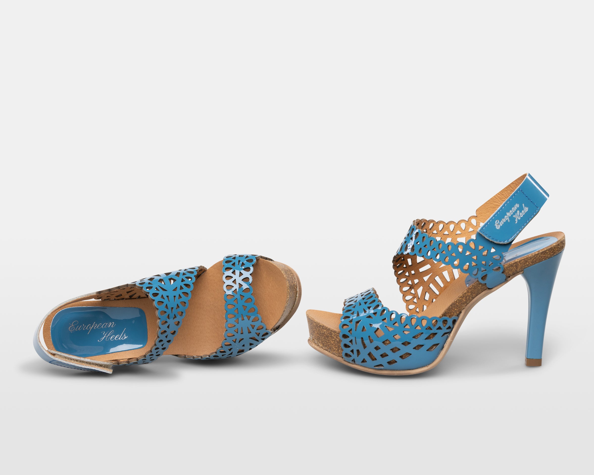 Size 10.5/11 (41) - Daisy Cutout - Teal