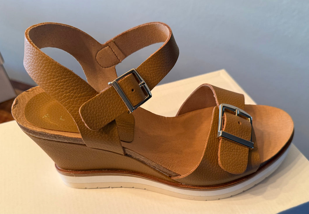 Cruiser Camel Wedge