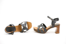 Load image into Gallery viewer, Olivia